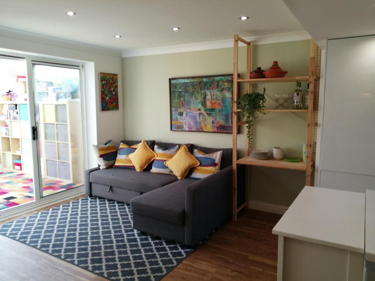 Spacious Townhouse With Sea Views Near Cardiff Barry Exteriör bild
