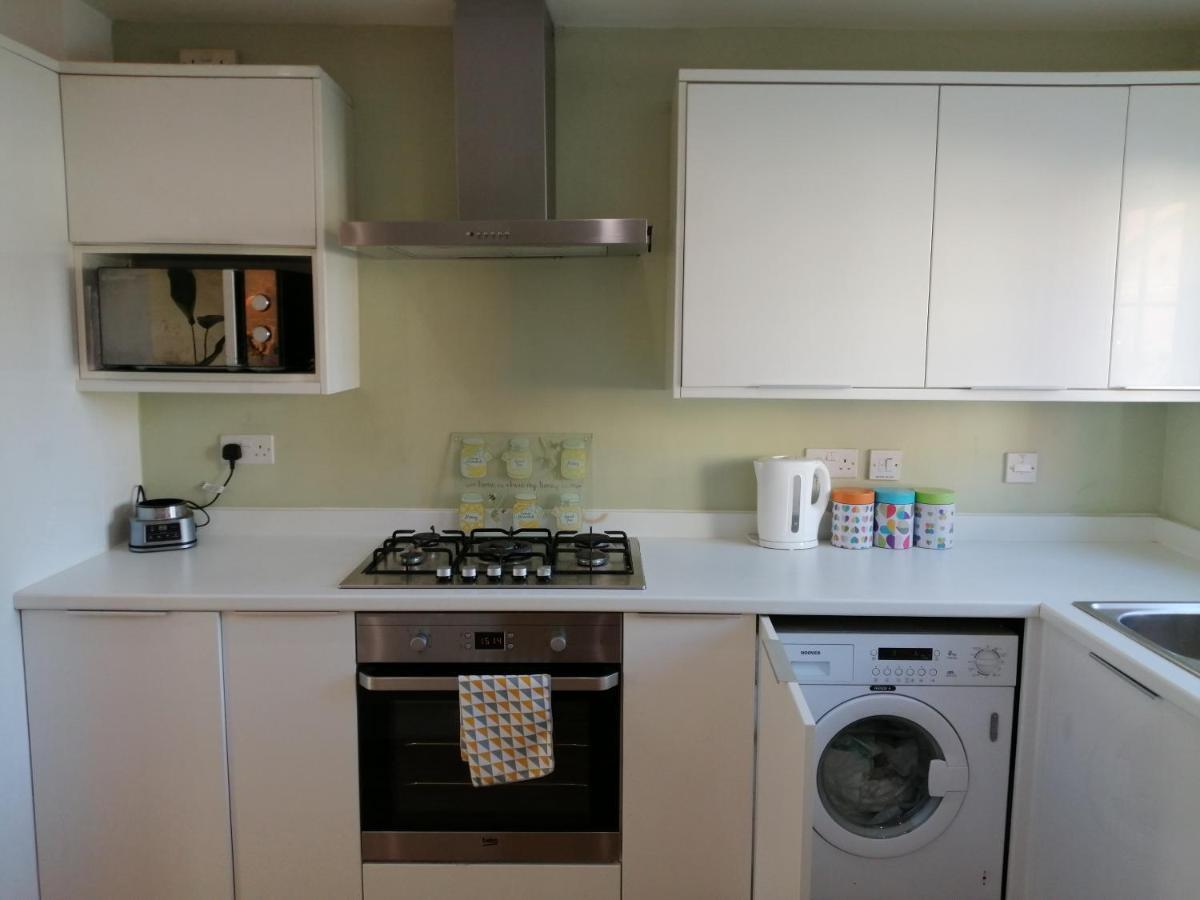 Spacious Townhouse With Sea Views Near Cardiff Barry Exteriör bild